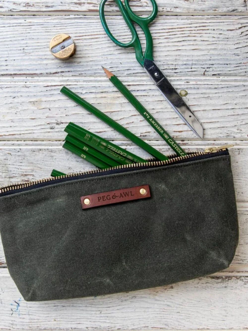 Peg & Awl Scholar Pencil Pouch - Moss and brown leather - Picture 7 of 10